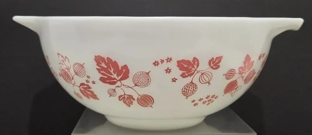 Vintage PYREX #443 PINK GOOSEBERY Cinderella Mixing Nesting Bowl 2.5 Qt NICE